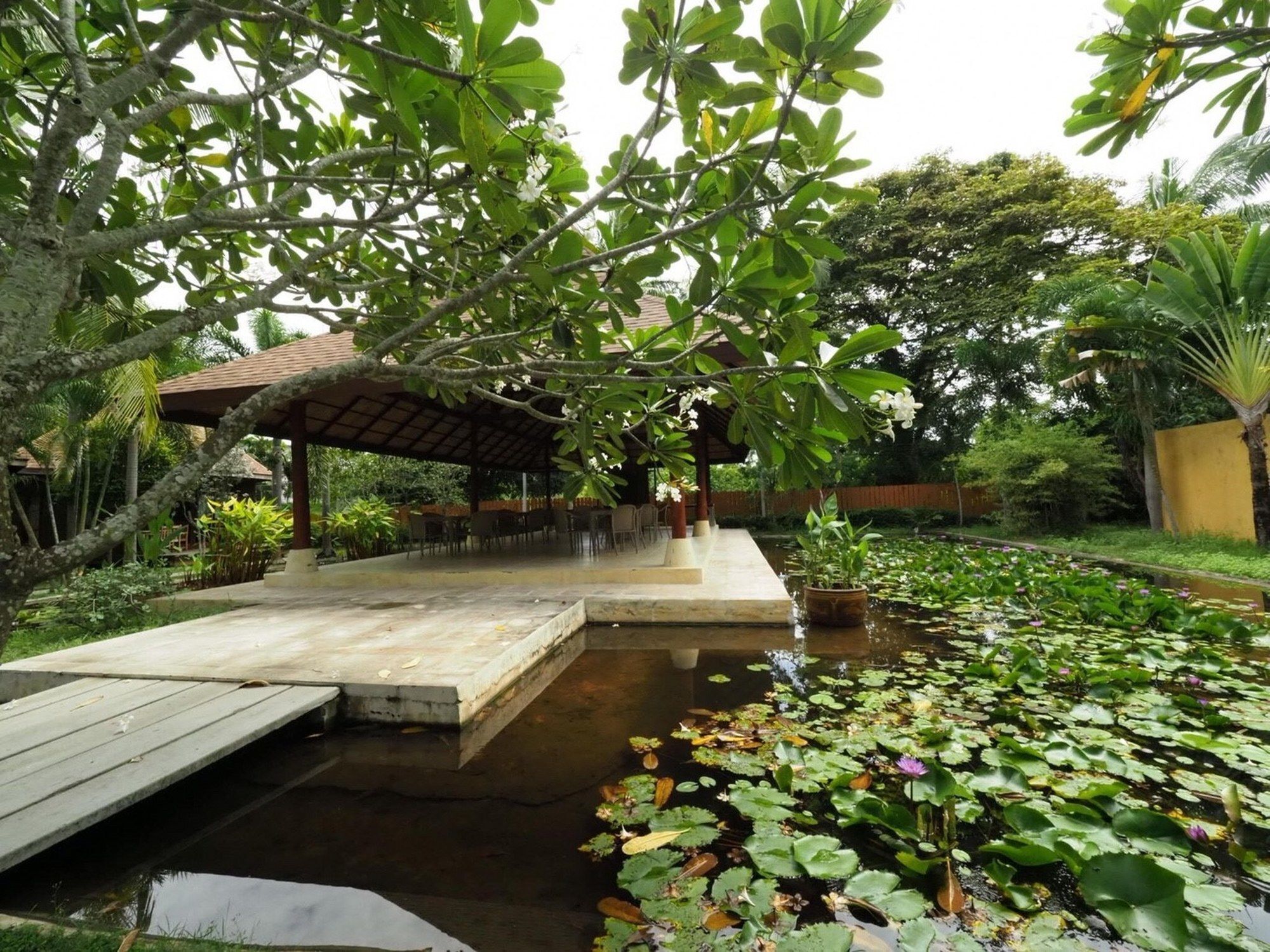 Keeree Waree Seaside Villa Bang Saphan Exterior foto